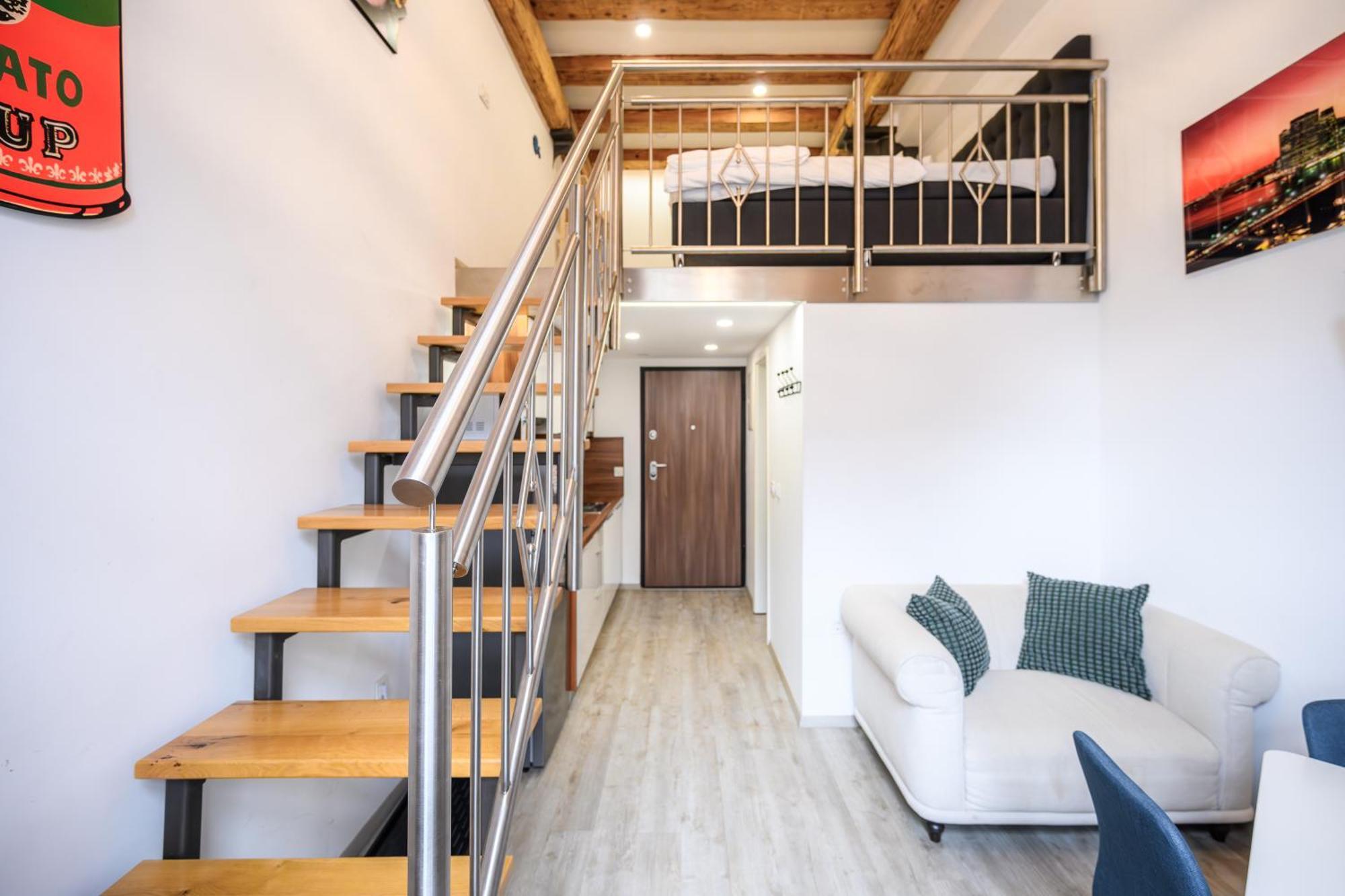 The Loft Apartments リュブリャナ エクステリア 写真